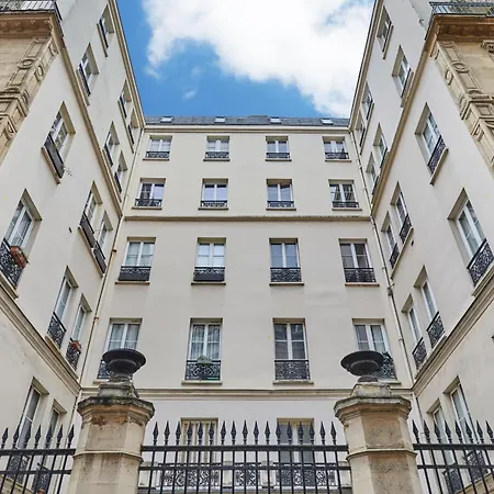 Center Of By Prestige Appartement